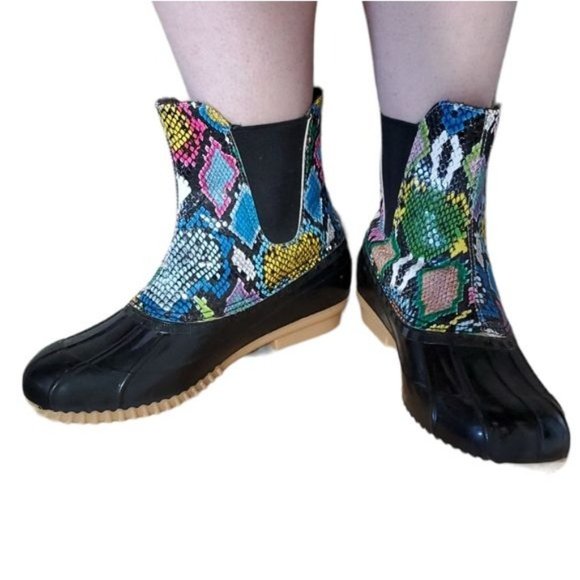 Chelsea Rain Boots Duck Multi Color Snake Skin Print Fleece Women's WOMANS 6 - Picture 2 of 12